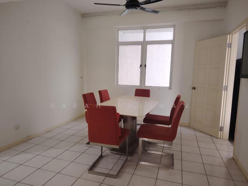 Kondominium untuk Disewa di 1A Stonor - Sarah Suliman - Dining Room - PropertyGuru.com.my