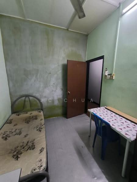 Rumah Teres 1-Tingkat untuk Dijual di Taman Bunga Raya (Setapak) - JC Chua - Bedroom - PropertyGuru.com.my