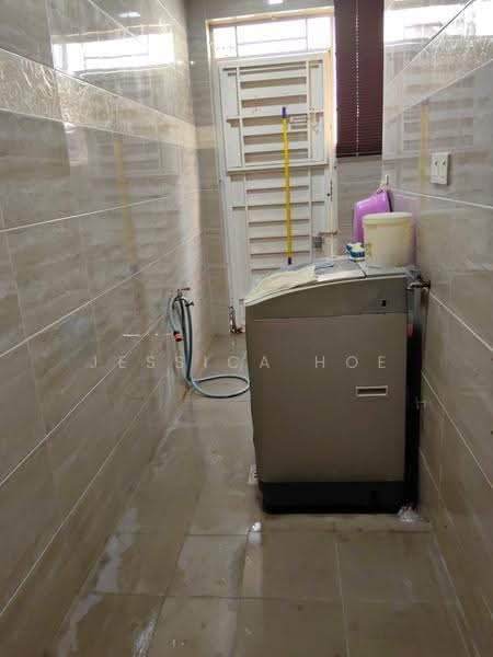 Rumah Teres 2-Tingkat untuk Disewa di Taman Bukit Subang (Shah Alam) - Jessica Hoe - Interior - PropertyGuru.com.my
