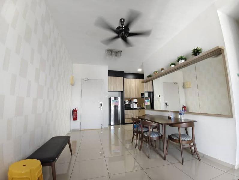 Kediaman Servis untuk Disewa di Parkland Residence - Steven Chai - Living Room - PropertyGuru.com.my