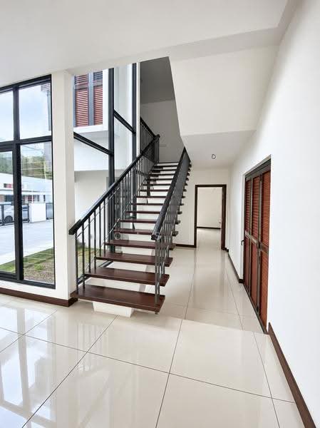 Semi-Detached House for Sale in Elmina (Shah Alam) - Lucas Loh - Entrance - PropertyGuru.com.my