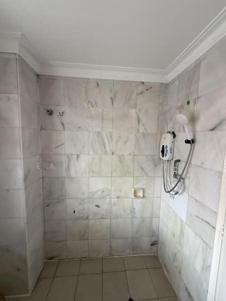 2-storey Terraced House for Rent in Bandar Sungai Long (Selangor) - Earon Chong - Bathroom - PropertyGuru.com.my
