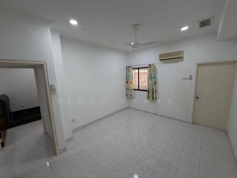 2-storey Terraced House for Rent in Bandar Sungai Long (Selangor) - Earon Chong - PropertyGuru.com.my