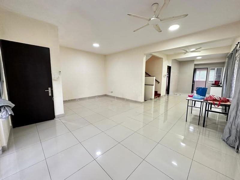 Rumah Teres 2.5-Tingkat untuk Dijual di Kajang (Selangor) - Chris Lim Pek Yean - Living Room - PropertyGuru.com.my