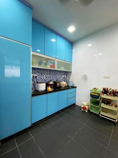 Bungalow House for Sale in Taman Taynton View (Cheras) - Vic Tan - Kitchen - PropertyGuru.com.my