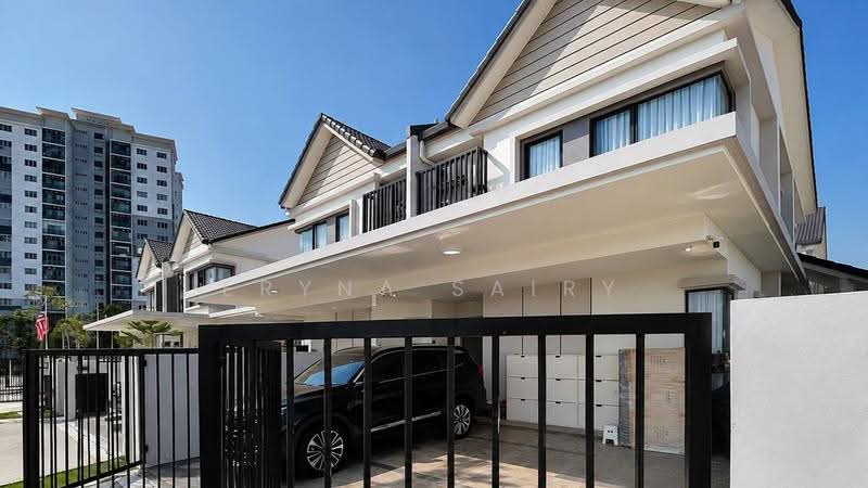 Rumah Berkembar untuk Dijual di Cyber 10 (Cyberjaya) - Eryna Sairy - PropertyGuru.com.my