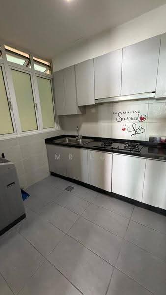Kediaman Servis untuk Disewa di KSL Residence @ Daya - Mr Lu - Kitchen - PropertyGuru.com.my