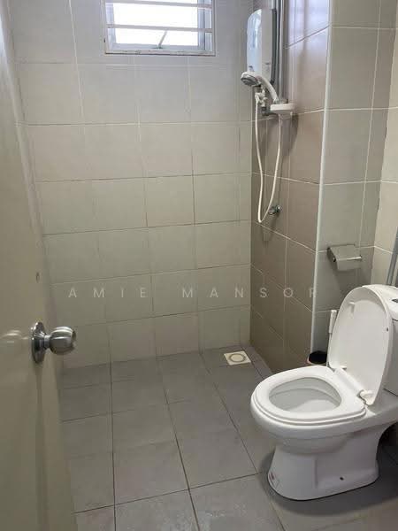 Pangsapuri untuk Disewa di Residensi Pandanmas 2 - Amie Mansor - Bathroom - PropertyGuru.com.my