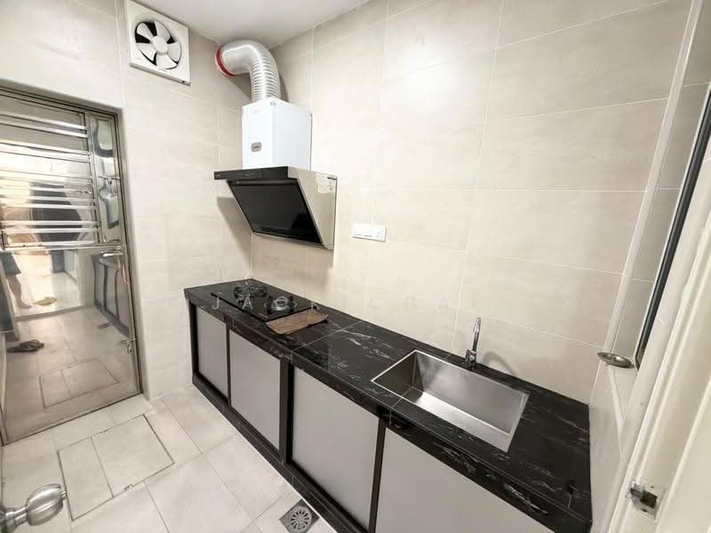 2-storey Terraced House for Rent in Taman Sutera Utama (Skudai) - Jack Chai - Kitchen - PropertyGuru.com.my