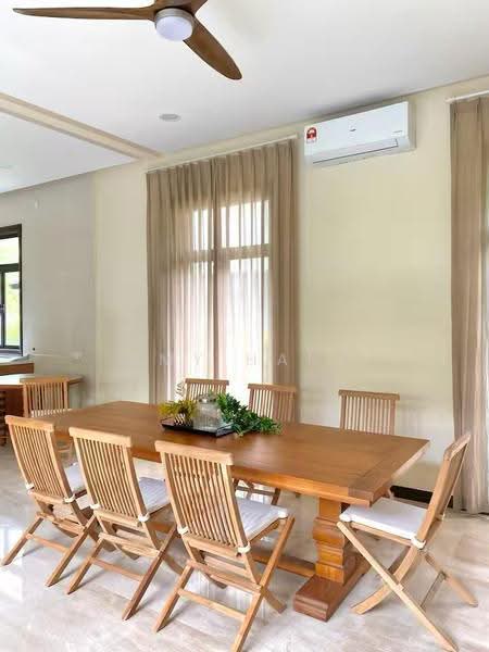 Bungalow House untuk Dijual di Presint 16 (Putrajaya) - AMY HANZ - Dining Room - PropertyGuru.com.my