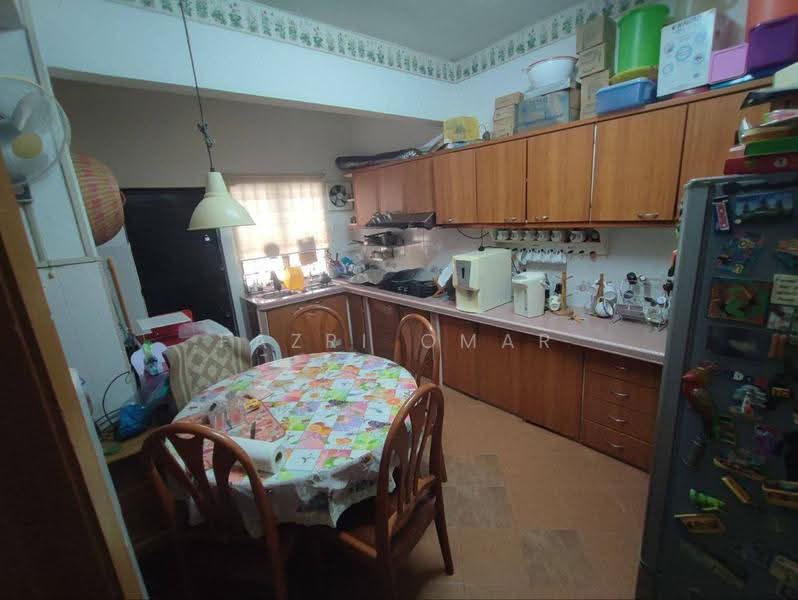 Rumah Teres 2-Tingkat untuk Dijual di Saujana Impian (Kajang) - Fazri Omar - Kitchen - PropertyGuru.com.my