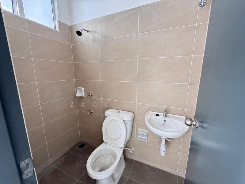 2-storey Terraced House for Sale in Taman Dato Onn (Johor Bahru) - Zack Chow - Bathroom - PropertyGuru.com.my