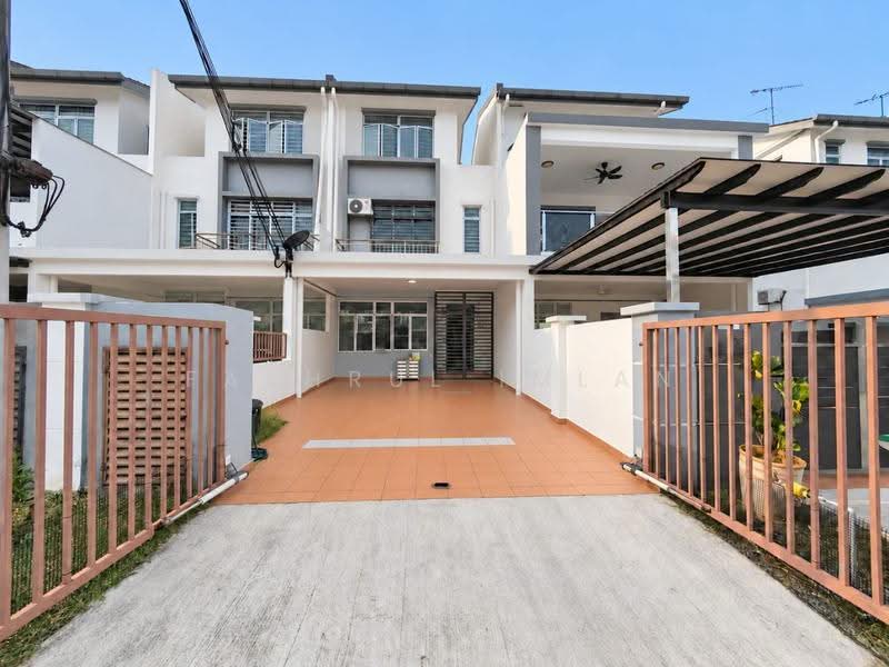 2.5-storey Terraced House for Sale in Skudai (Johor) - Fakhrul Imlan - Exterior - PropertyGuru.com.my