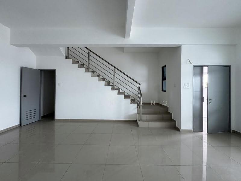 Rumah Teres 1-Tingkat untuk Dijual di Taman Bestari Indah (Ulu Tiram) - Bryan Seng - PropertyGuru.com.my