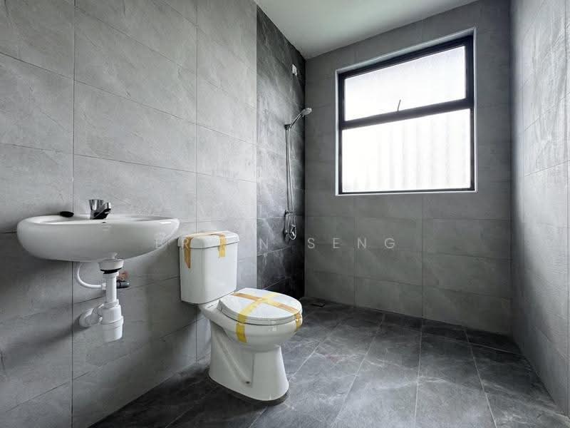 Rumah Teres 1-Tingkat untuk Dijual di Taman Bestari Indah (Ulu Tiram) - Bryan Seng - PropertyGuru.com.my