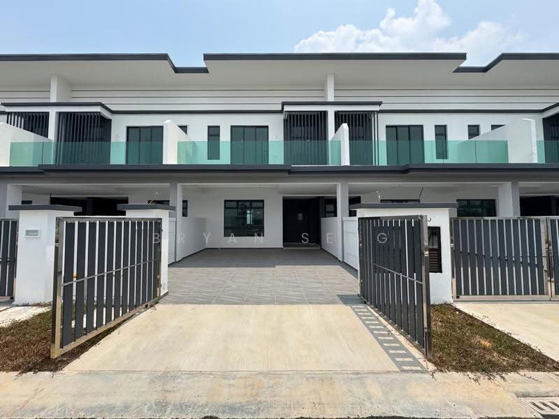 Rumah Teres 1-Tingkat untuk Dijual di Taman Bestari Indah (Ulu Tiram) - Bryan Seng - PropertyGuru.com.my