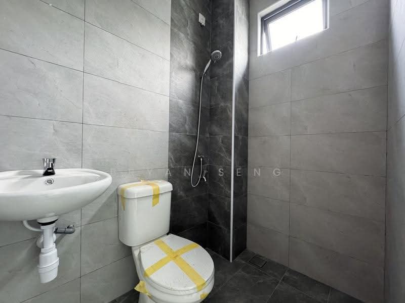 Rumah Teres 1-Tingkat untuk Dijual di Taman Bestari Indah (Ulu Tiram) - Bryan Seng - PropertyGuru.com.my