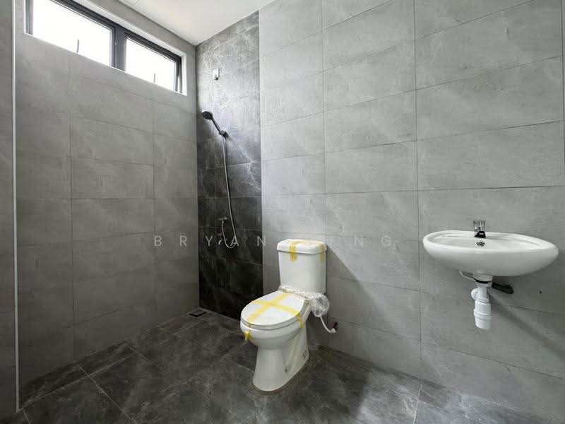 Rumah Teres 1-Tingkat untuk Dijual di Taman Bestari Indah (Ulu Tiram) - Bryan Seng - PropertyGuru.com.my