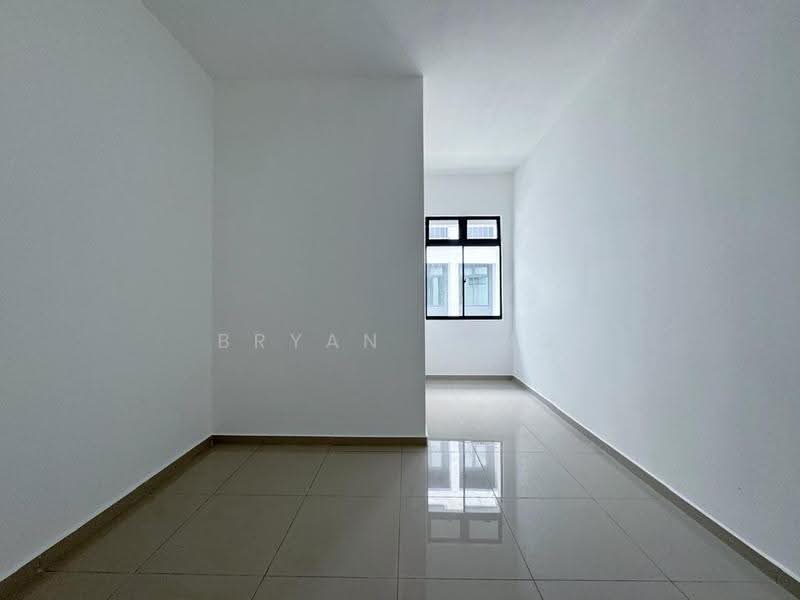 Rumah Teres 1-Tingkat untuk Dijual di Taman Bestari Indah (Ulu Tiram) - Bryan Seng - PropertyGuru.com.my
