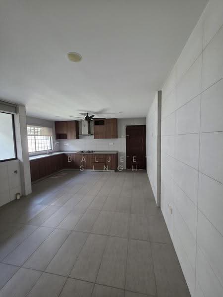 2-storey Terraced House for Sale in Subang Jaya (Selangor) - Baljeet Singh - Kitchen - PropertyGuru.com.my