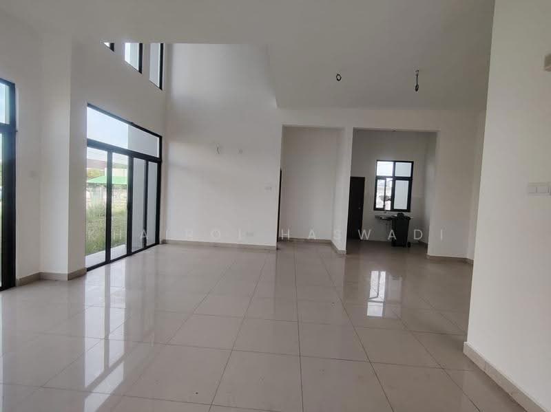 Semi-Detached House for Sale in Bertam Perdana 2 (Kepala Batas) - Khairol Haswadi - Living Room - PropertyGuru.com.my