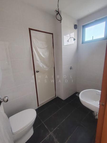 Semi-Detached House for Sale in Bertam Perdana 2 (Kepala Batas) - Khairol Haswadi - Bathroom - PropertyGuru.com.my