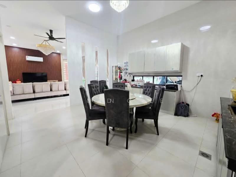 Semi-Detached House for Sale in Bandar Kinrara (Selangor) - David Chee - Living Room - PropertyGuru.com.my