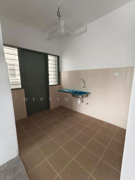 Pangsapuri untuk Dijual di Mercury Apartment - Mervyn Seah - Kitchen - PropertyGuru.com.my