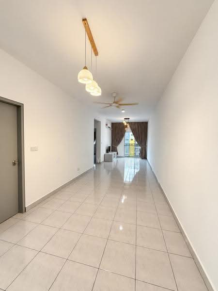 Pangsapuri untuk Disewa di Idaman Cahaya 1 - Abby Woo - Living Room - PropertyGuru.com.my