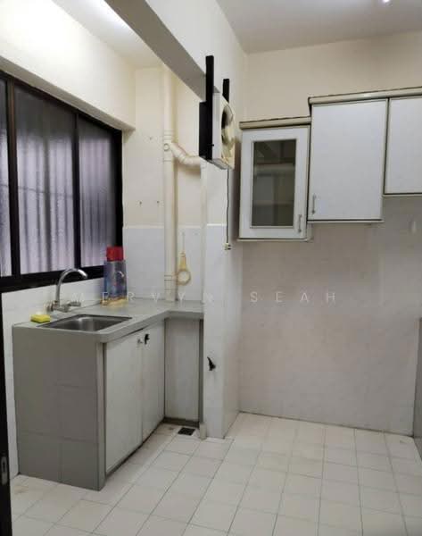 Pangsapuri untuk Dijual di Greenlane Heights Block E - Mervyn Seah - Kitchen - PropertyGuru.com.my
