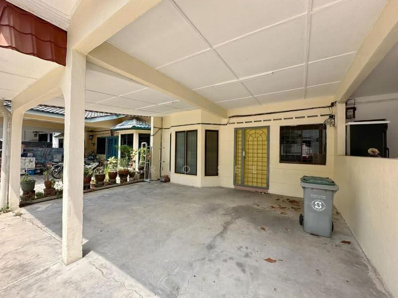 Rumah Teres 1-Tingkat untuk Dijual di Taman Bunga Raya (Bukit Baru) - Mario Seet - Exterior - PropertyGuru.com.my