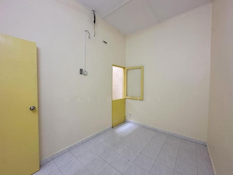 Rumah Teres 1-Tingkat untuk Dijual di Taman Bunga Raya (Bukit Baru) - Mario Seet - Interior - PropertyGuru.com.my