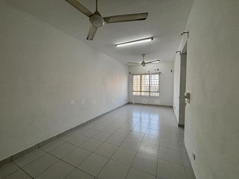 Pangsapuri untuk Dijual di Seri Intan Apartment - KEVIN LOW - Living Room - PropertyGuru.com.my