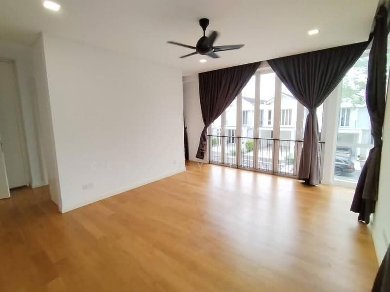 Semi-Detached House for Rent in Johor Bahru (Johor) - Kennedy Looi - Living Room - PropertyGuru.com.my