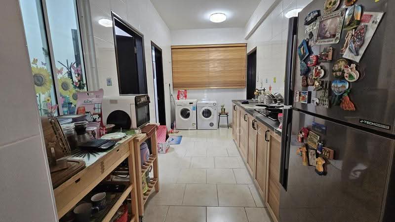 Kondominium untuk Dijual di Armanee Terrace II - Elaine Loke - Kitchen - PropertyGuru.com.my