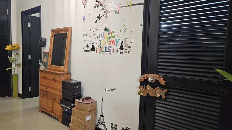 Kondominium untuk Dijual di Armanee Terrace II - Elaine Loke - Entrance - PropertyGuru.com.my