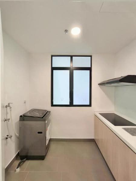 Kondominium untuk Disewa di Tuai Timur - Pearl Ho - Kitchen - PropertyGuru.com.my