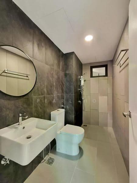 Kondominium untuk Disewa di Tuai Timur - Pearl Ho - Bathroom - PropertyGuru.com.my