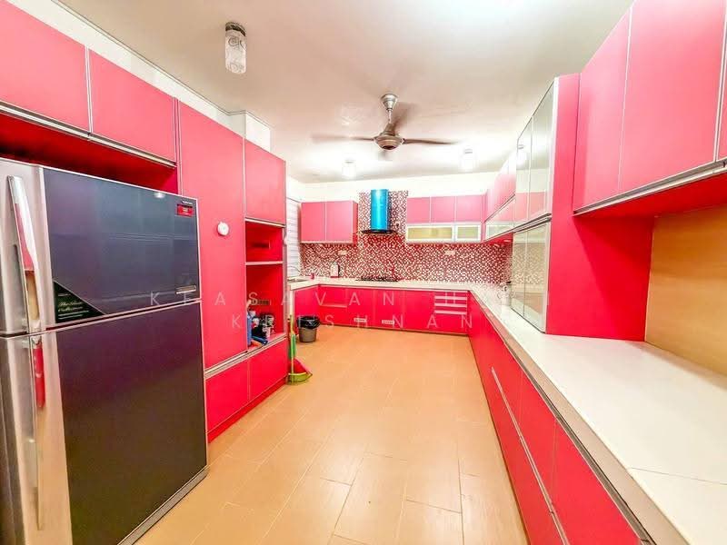 Semi-Detached House for Sale in Bangi (Selangor) - Keasavan Hari Krishnan - Kitchen - PropertyGuru.com.my