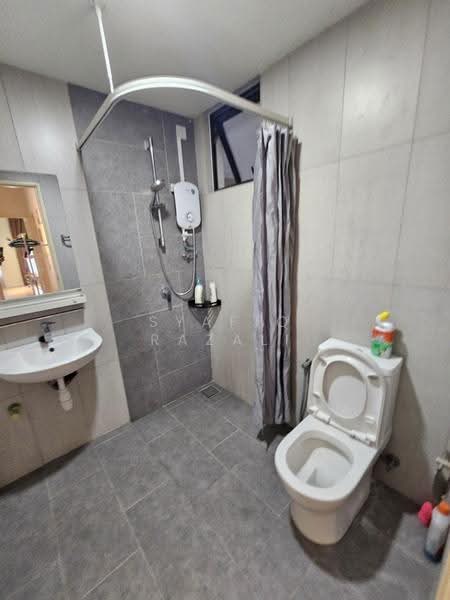 Kediaman Servis untuk Disewa di Dian Residency - Syafiq Razali - Bathroom - PropertyGuru.com.my