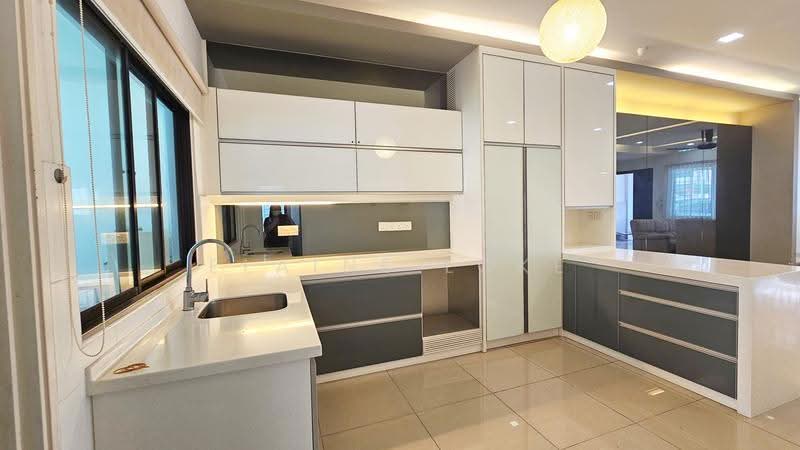 Rumah Teres 3-Tingkat untuk Dijual di Prima Selayang (Selayang) - Elaine Loke - Kitchen - PropertyGuru.com.my