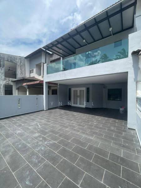 2-storey Terraced House for Sale in Taman Skudai Baru (Skudai) - Lynn SL - Exterior - PropertyGuru.com.my