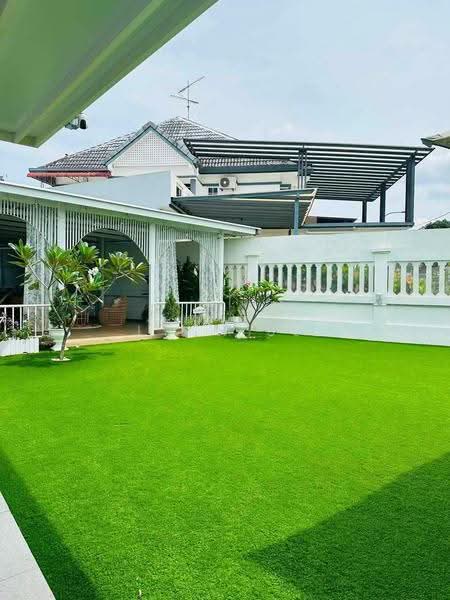 2-storey Terraced House for Sale in Taman Mutiara Rini (Skudai) - Lynn SL - Exterior - PropertyGuru.com.my