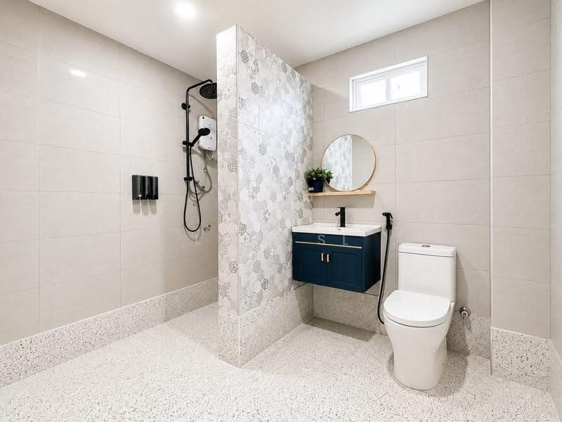 2-storey Terraced House for Sale in Taman Mutiara Rini (Skudai) - Lynn SL - Bathroom - PropertyGuru.com.my