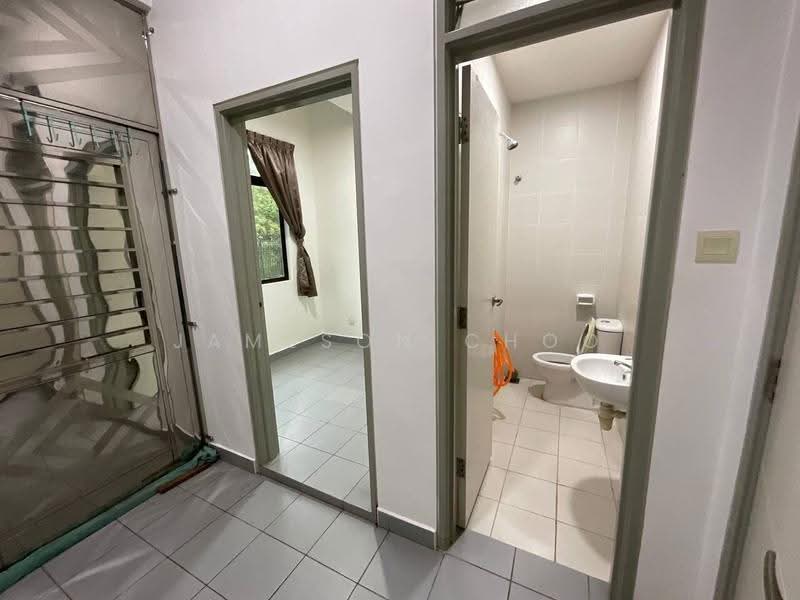 Semi-Detached House for Sale in Taman Nusa Idaman (Iskandar Puteri (Nusajaya)) - Jameson Choo - Bathroom - PropertyGuru.com.my