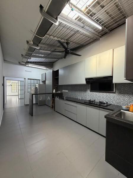 Rumah Teres 1-Tingkat untuk Disewa di Taman Bagan Baru (Butterworth) - Jane Ng - Kitchen - PropertyGuru.com.my