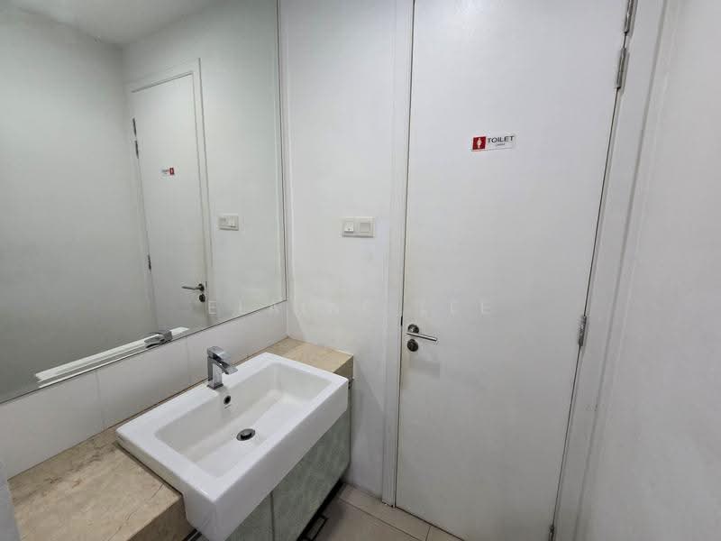 Pejabat untuk Disewa di KLCC (KL City Centre) - Elaine Lee - Bathroom - PropertyGuru.com.my
