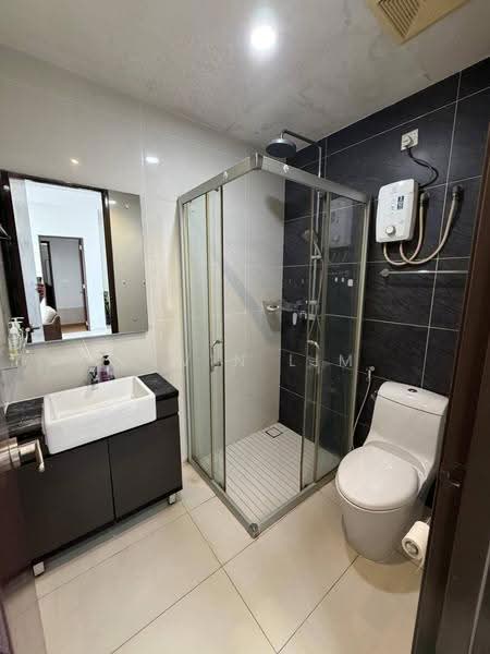 Kondominium untuk Disewa di Bay Laurel @ Country Garden Danga Bay - Alvin Lim - Bathroom - PropertyGuru.com.my