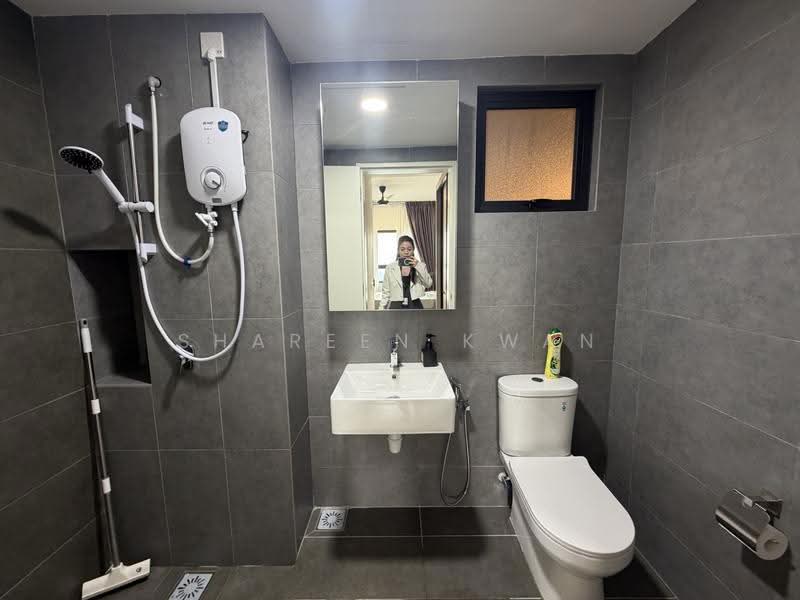 Condominium for Rent at D'Terra Residences - Shareen Kwan - Bathroom - PropertyGuru.com.my