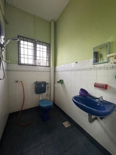 Rumah Teres 2-Tingkat untuk Dijual di Ipoh (Perak) - Ck Nyau - Bathroom - PropertyGuru.com.my
